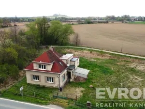 Prodej rodinného domu, Sezemice - Počaply, 150 m2