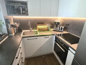 Pronájem bytu 3+kk, Praha, Vladycká, 55 m2