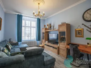 Prodej bytu 2+1, Karlovy Vary, Raisova, 75 m2