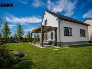 Prodej rodinného domu, Libiš, Za Kralupkou, 168 m2