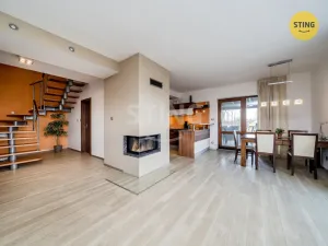 Prodej rodinného domu, Dolní Lutyně, U Jiřinky, 209 m2
