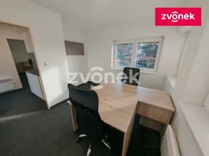 Pronájem obchodního prostoru, Zlín - Mladcová, Návesní, 35 m2