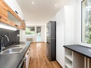 Pronájem bytu 3+kk, Praha - Komořany, Za sídlištěm, 73 m2