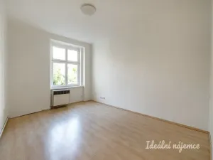 Pronájem bytu 1+1, Praha - Vinohrady, Na Folimance, 33 m2