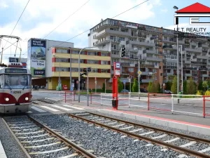 Pronájem garáže, Praha - Vysočany, Podkovářská, 18 m2