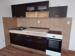 Pronájem bytu 1+kk, Žatec, třída Obránců míru, 40 m2