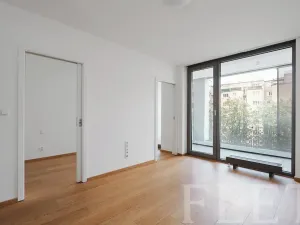 Pronájem bytu 2+kk, Praha - Košíře, Hlaváčkova, 40 m2