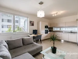 Pronájem bytu 2+kk, Praha - Černý Most, Mrázkova, 50 m2