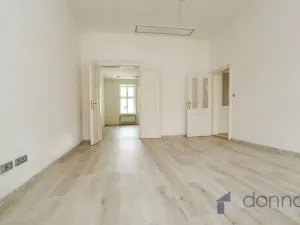 Pronájem kanceláře, Praha, Bělehradská, 100 m2