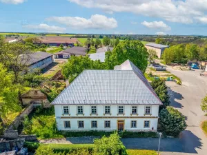 Prodej komerční nemovitosti, Velké Všelisy, 4000 m2
