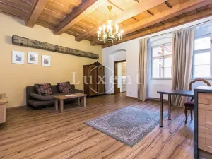 Pronájem bytu 2+kk, Praha - Malá Strana, Mostecká, 50 m2