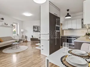 Prodej bytu 2+kk, Praha - Uhříněves, Blšanecká, 57 m2