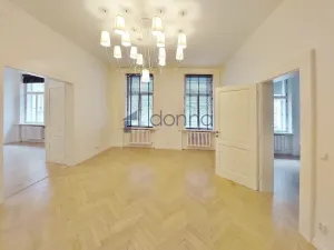 Pronájem bytu 3+kk, Praha, Jagellonská, 95 m2