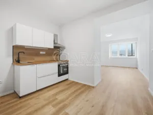Prodej bytu 2+kk, Praha - Vysočany, Kolbenova, 60 m2