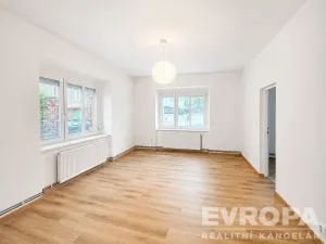 Pronájem bytu 2+1, Praha - Nusle, U Jedličkova ústavu, 56 m2