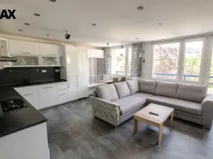 Prodej bytu 3+kk, Praha - Háje, Cyprichova, 75 m2