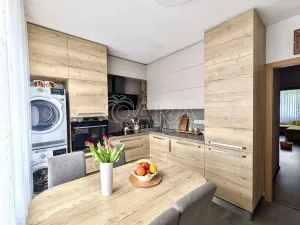 Prodej bytu 4+1, Plzeň - Bolevec, Kaznějovská, 92 m2