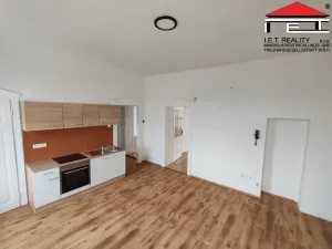 Pronájem bytu 3+kk, Ostrava, 28. října, 80 m2