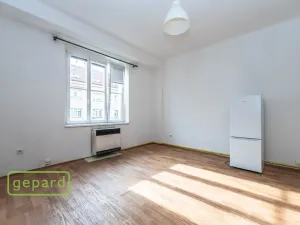 Prodej bytu 1+1, Praha - Holešovice, Osadní, 53 m2