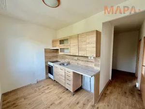 Pronájem bytu 2+1, Kadaň, Chomutovská, 56 m2