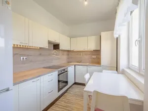 Prodej bytu 2+1, Olomouc, Blanická, 52 m2