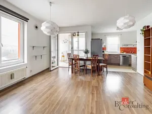 Prodej bytu 3+kk, Praha - Hloubětín, Nademlejnská, 86 m2