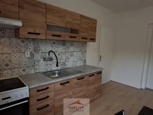Pronájem bytu 2+1, Valašské Meziříčí - Krásno nad Bečvou, Zámecká, 75 m2