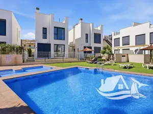 Prodej rodinného domu, Orihuela, Španělsko, Paseo Marítimo de Punta Prima, 84 m2