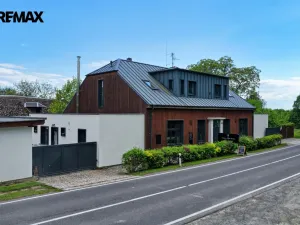 Prodej rodinného domu, Dolany - Véska, 382 m2