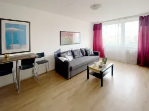Pronájem bytu 2+kk, Praha, Ovčí hájek, 45 m2
