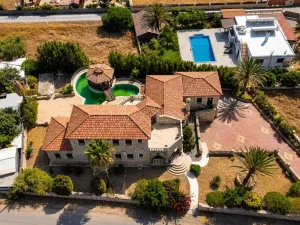 Prodej vily, Karşıyaka,Kypr, 250 m2