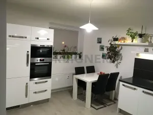 Pronájem bytu 2+kk, Pardubice, 53 m2