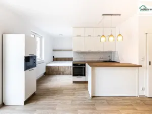 Prodej bytu 1+kk, Cheb, Dukelská, 44 m2
