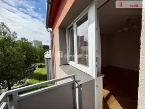 Prodej bytu 3+1, Frenštát pod Radhoštěm, Školská čtvrť, 64 m2