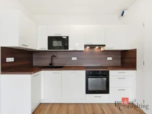 Pronájem bytu 2+kk, Kladno - Dubí, Ke křížku, 46 m2