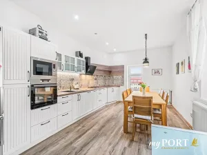 Pronájem bytu 3+1, Plzeň, Hálkova, 132 m2