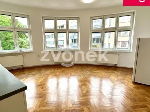 Pronájem bytu 3+1, Zlín, Soudní, 71 m2