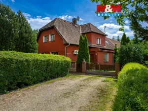 Prodej rodinného domu, Kněžmost - Koprník, 250 m2