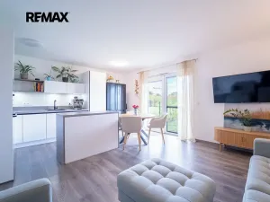 Prodej bytu 3+kk, Poděbrady, Slunečná, 74 m2