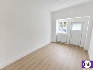 Prodej kanceláře, Praha, U Kublova, 29 m2