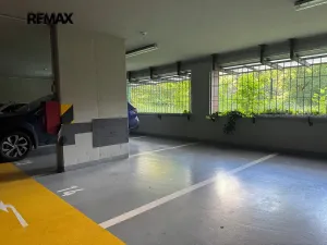 Pronájem garážového stání, Praha - Vokovice, K Červenému vrchu, 12 m2