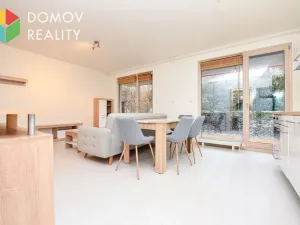 Pronájem bytu 1+kk, Praha, Dolnocholupická, 37 m2