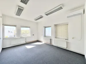 Pronájem kanceláře, Brno, Kaštanová, 58 m2