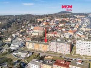 Prodej bytu 3+1, Žlutice, Pod Strání, 75 m2