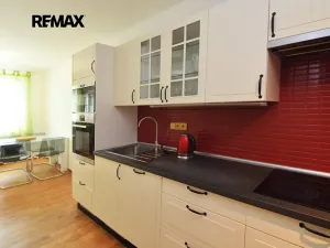 Pronájem bytu 3+1, Praha - Hlubočepy, Slivenecká, 76 m2