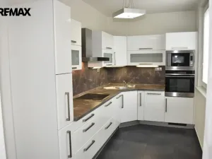 Pronájem bytu 3+1, Olomouc - Lazce, Urxova, 78 m2