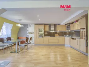 Prodej bytu 4+kk, Cheb, Růžový kopeček, 158 m2