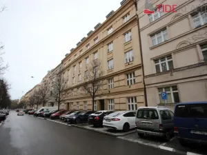 Pronájem bytu 2+kk, Praha - Bubeneč, Eliášova, 60 m2