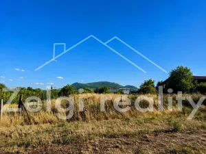 Prodej komerčního pozemku, Strachotín, Palavská, 2465 m2