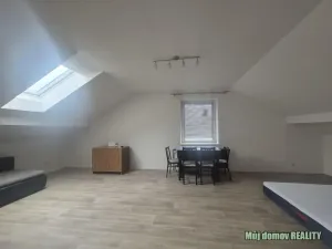 Pronájem bytu 1+1, Praha - Štěrboholy, Pod areálem, 45 m2
